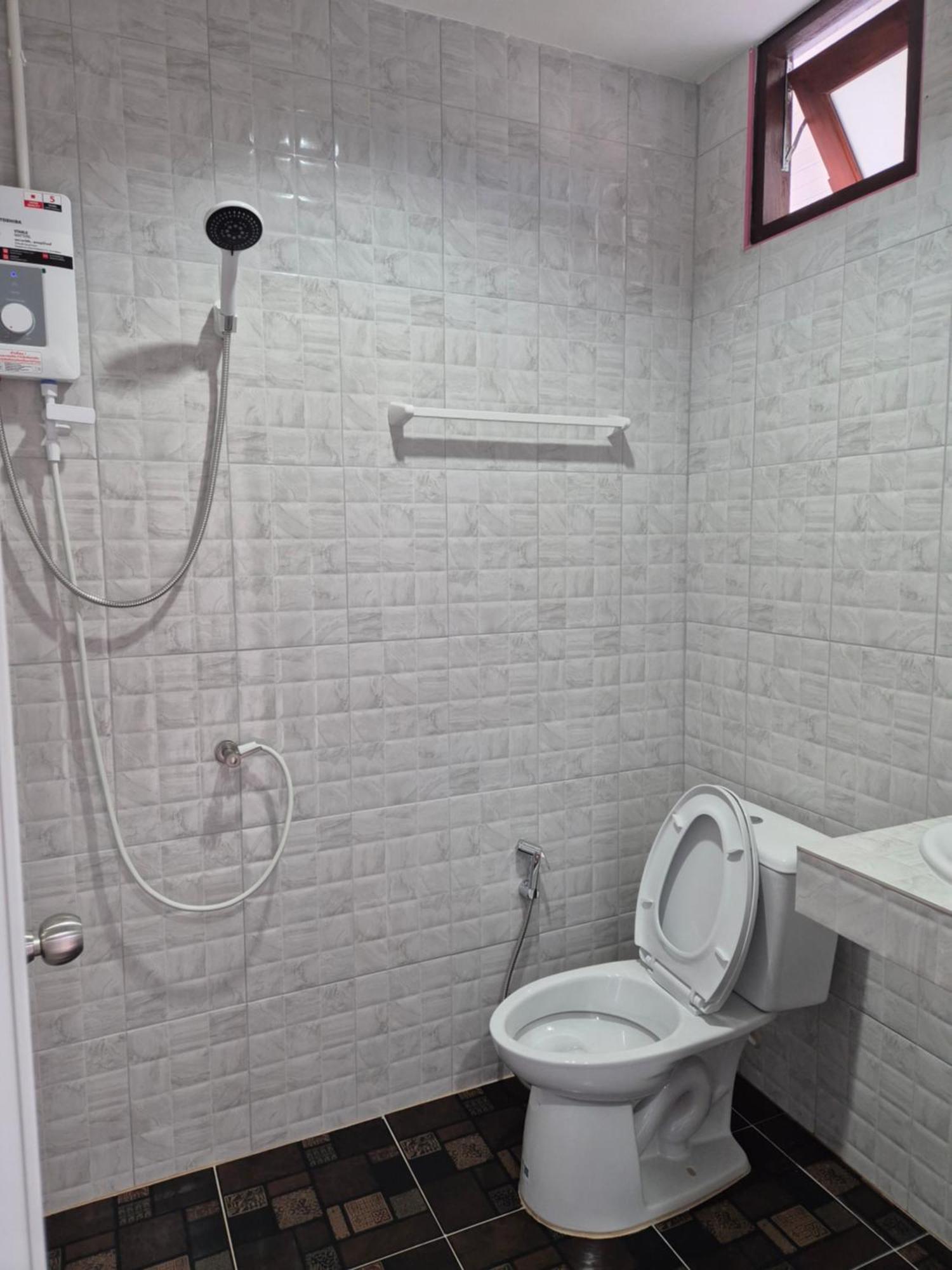 Sairee Center Guest House Ко Тао Екстериор снимка