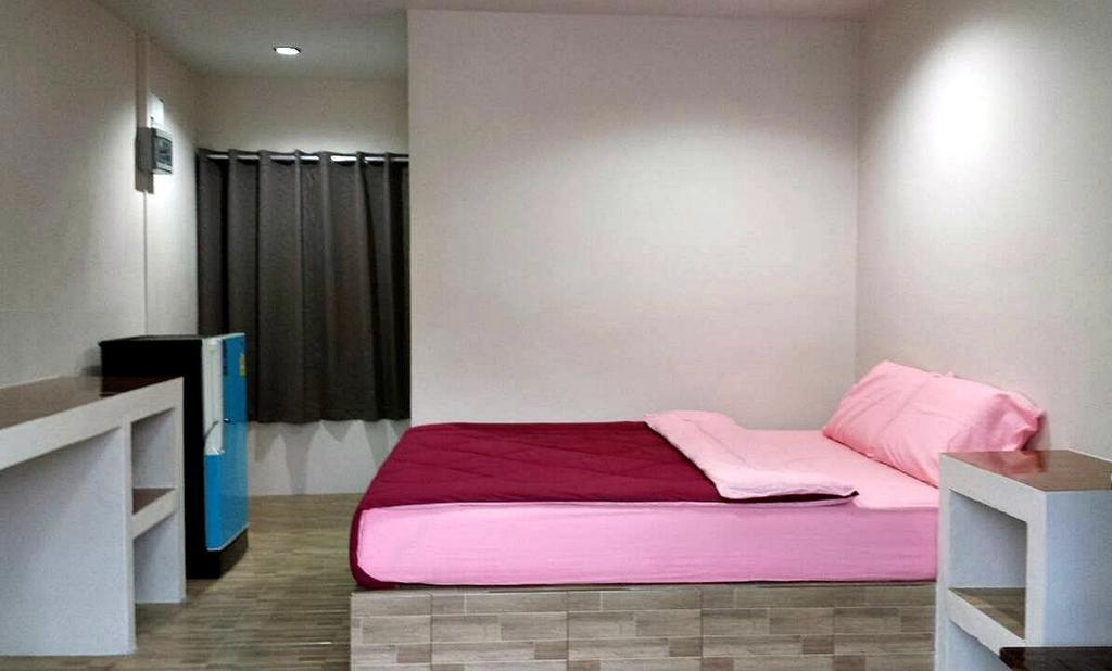 Sairee Center Guest House Ко Тао Стая снимка