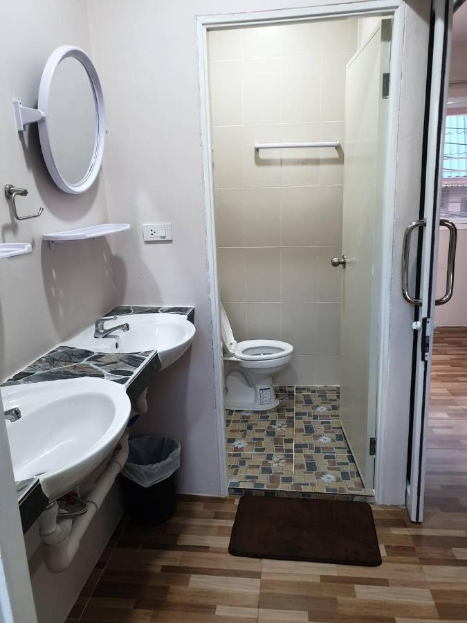 Sairee Center Guest House Ко Тао Екстериор снимка